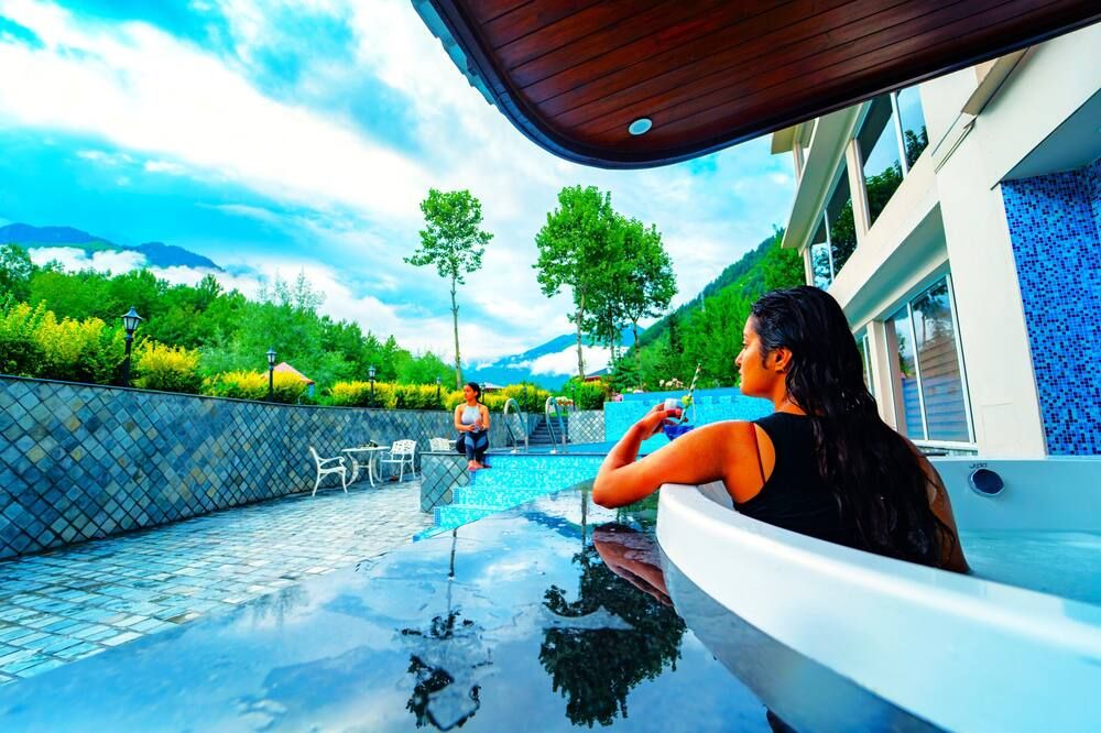 The Allure Grand Resort -A Majestic Riverside Retreat