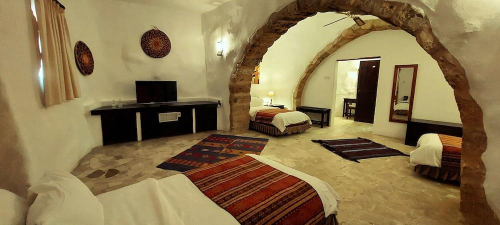 sembo-95733-0371d9-700875 Hayat Zaman Hotel And Resort Petra
