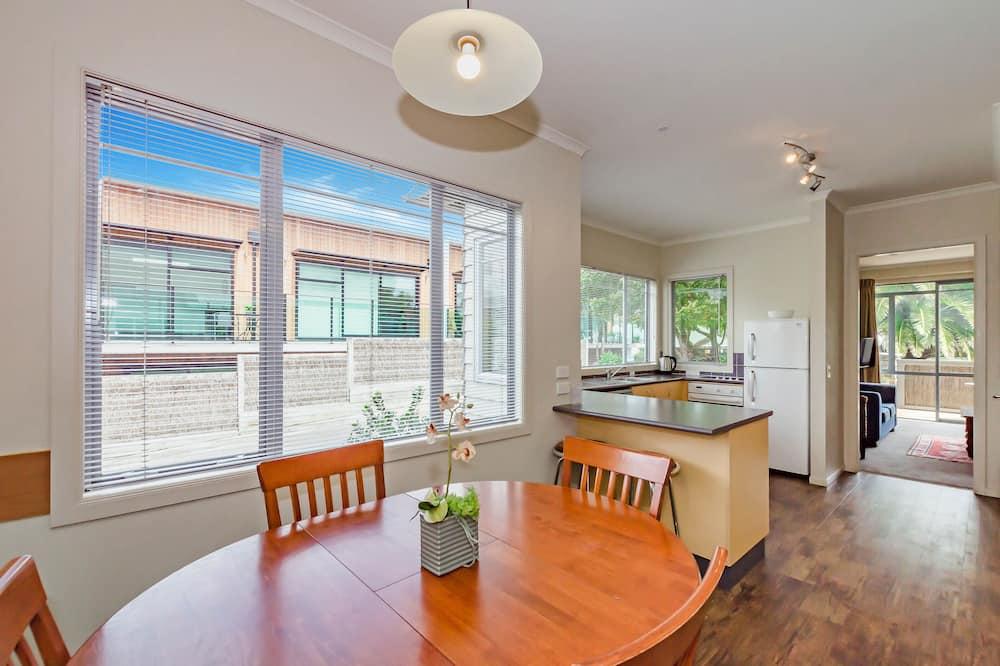 expedia_group-465254-52afd533-507354 Raumati Sands Resort