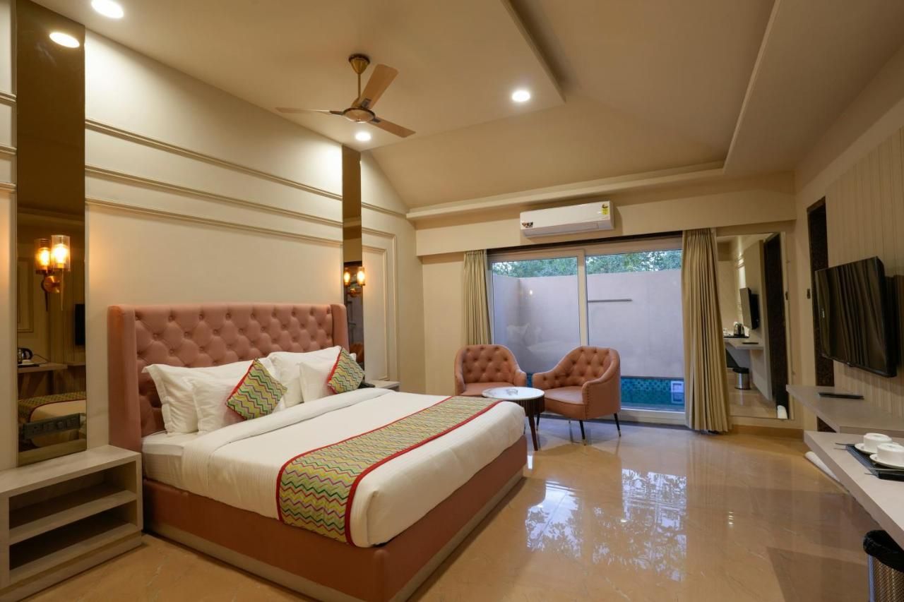 hotel photo