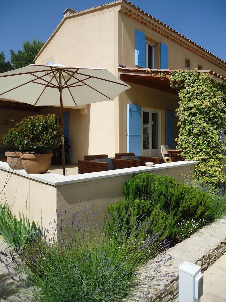 Villa near Saumane-de-Vaucluse with private swimming pool and lovely garden Languedoc-Roussillon - Saumane visuel 1/5 Villa near Saumane-de-Vaucluse with private swimming pool and lovely garden Languedoc-Roussillon - Saumane visuel 1/5
