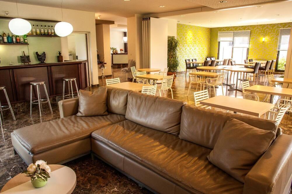 Hotel Les Amandiers Rhône-Alpes - Tournon sur Rhône visuel 1/5 Hotel Les Amandiers Rhône-Alpes - Tournon sur Rhône visuel 1/5