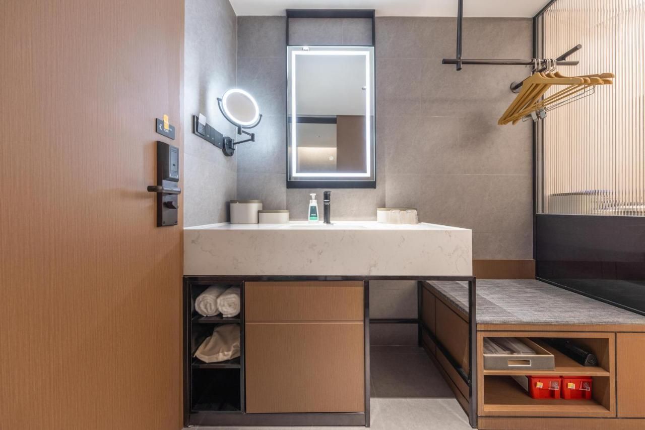 Atour X Hotel Shantou Vientiane City Convention and Exhibition Center