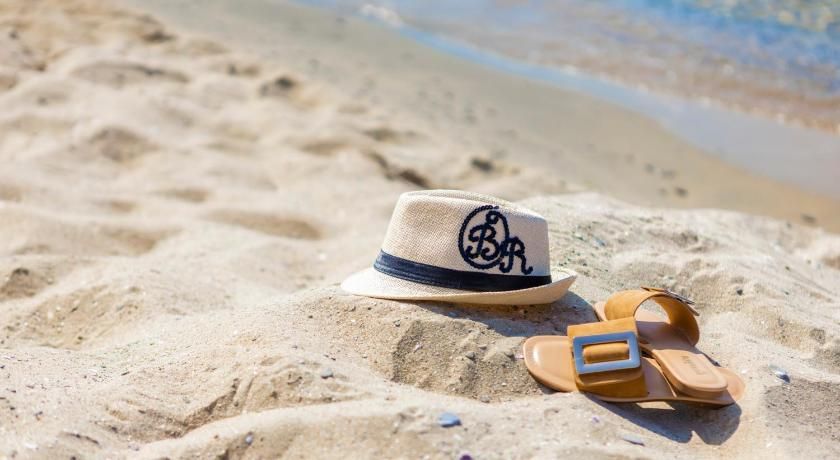 Onyx Beach Residence - Free Parking & Beach Access