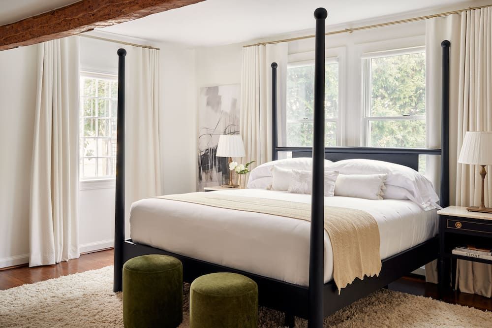 Kennebunkport Captains Collection