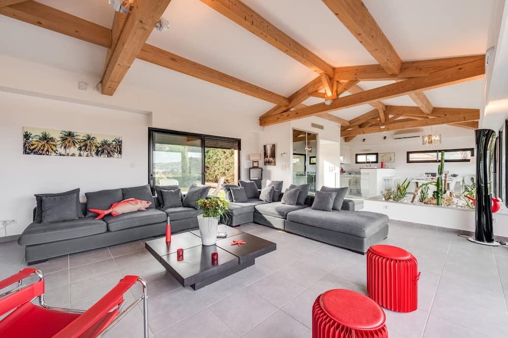 Villa Gaia Provence-Alpes-Côte d'Azur - Saint-Tropez visuel 5/5 Villa Gaia Provence-Alpes-Côte d'Azur - Saint-Tropez visuel 5/5