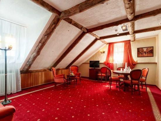 Old Estate Hotel & Spa