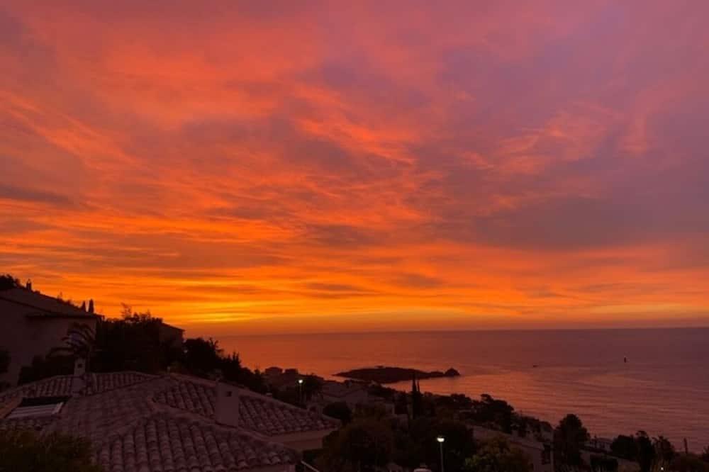 Exceptional Sea View Villa Saint Raphael 15 'walking From The Beach Provence-Alpes-Côte d'Azur - Saint-Raphaël visuel 4/5 Exceptional Sea View Villa Saint Raphael 15 'walking From The Beach Provence-Alpes-Côte d'Azur - Saint-Raphaël visuel 4/5