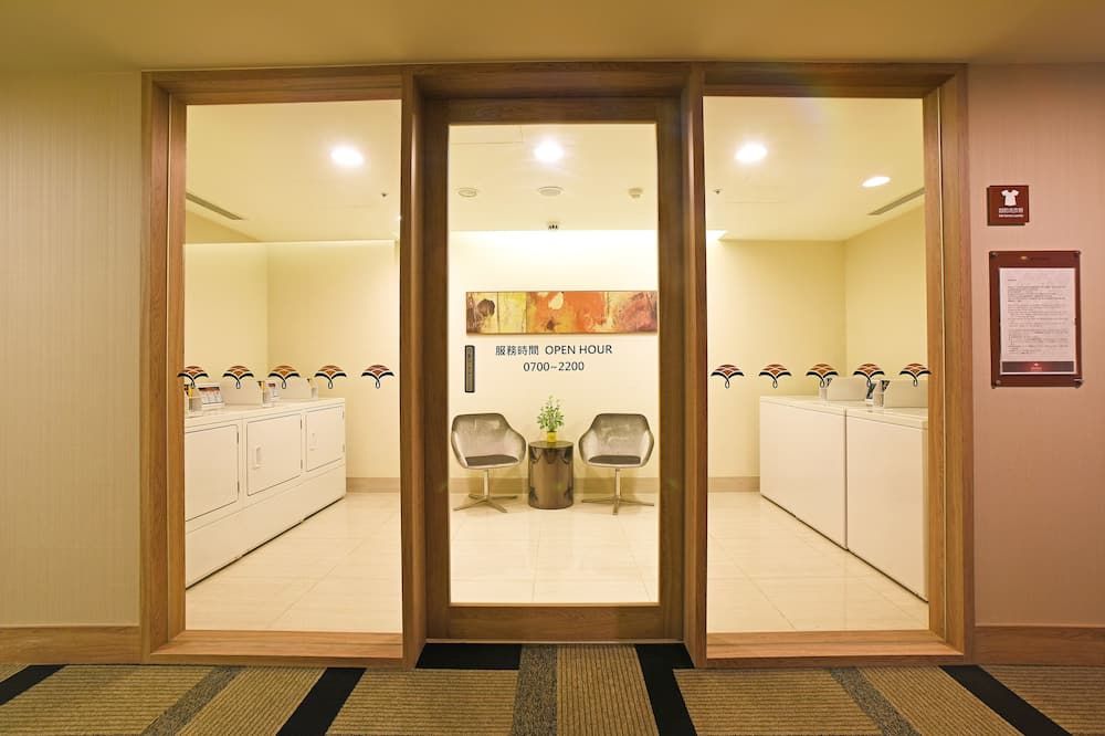 Fullon Hotel Taoyuan Airport Access Mrt A8