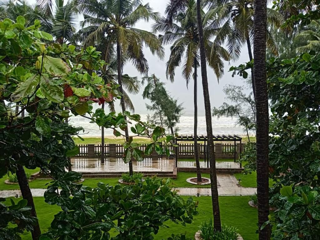 Uva Sands Beach Resort