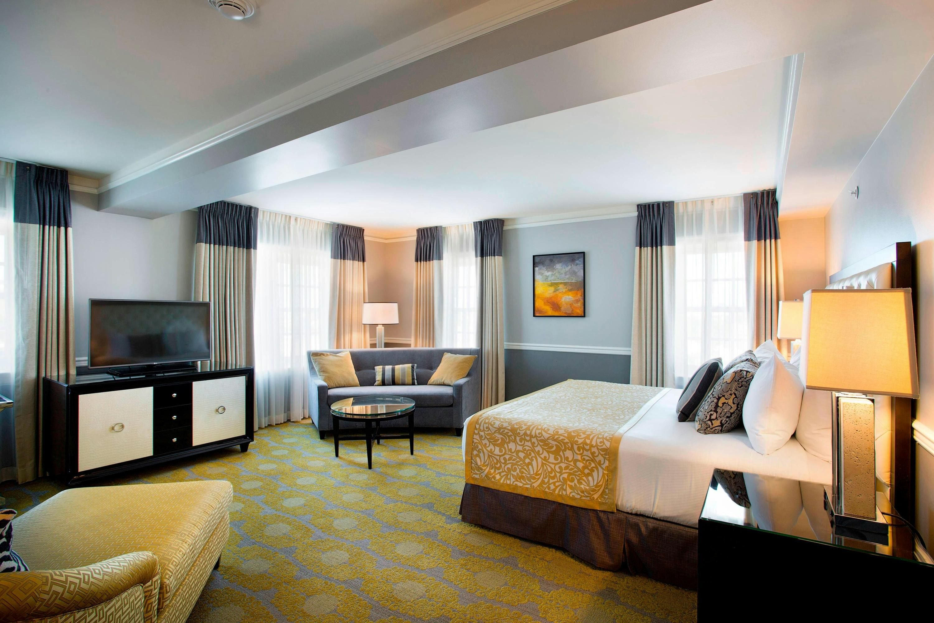 Ambassador Hotel Tulsa Autograph Collection