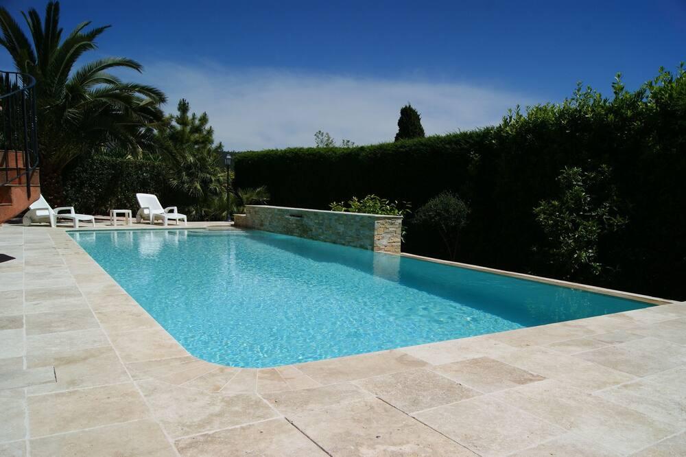 Air Conditioned Villa With 4 Bedroom Pool And Garden Sea View - Provence-Alpes-Côte d'Azur - Saint-Raphaël visuel 3/5 Air Conditioned Villa With 4 Bedroom Pool And Garden Sea View - Provence-Alpes-Côte d'Azur - Saint-Raphaël visuel 3/5