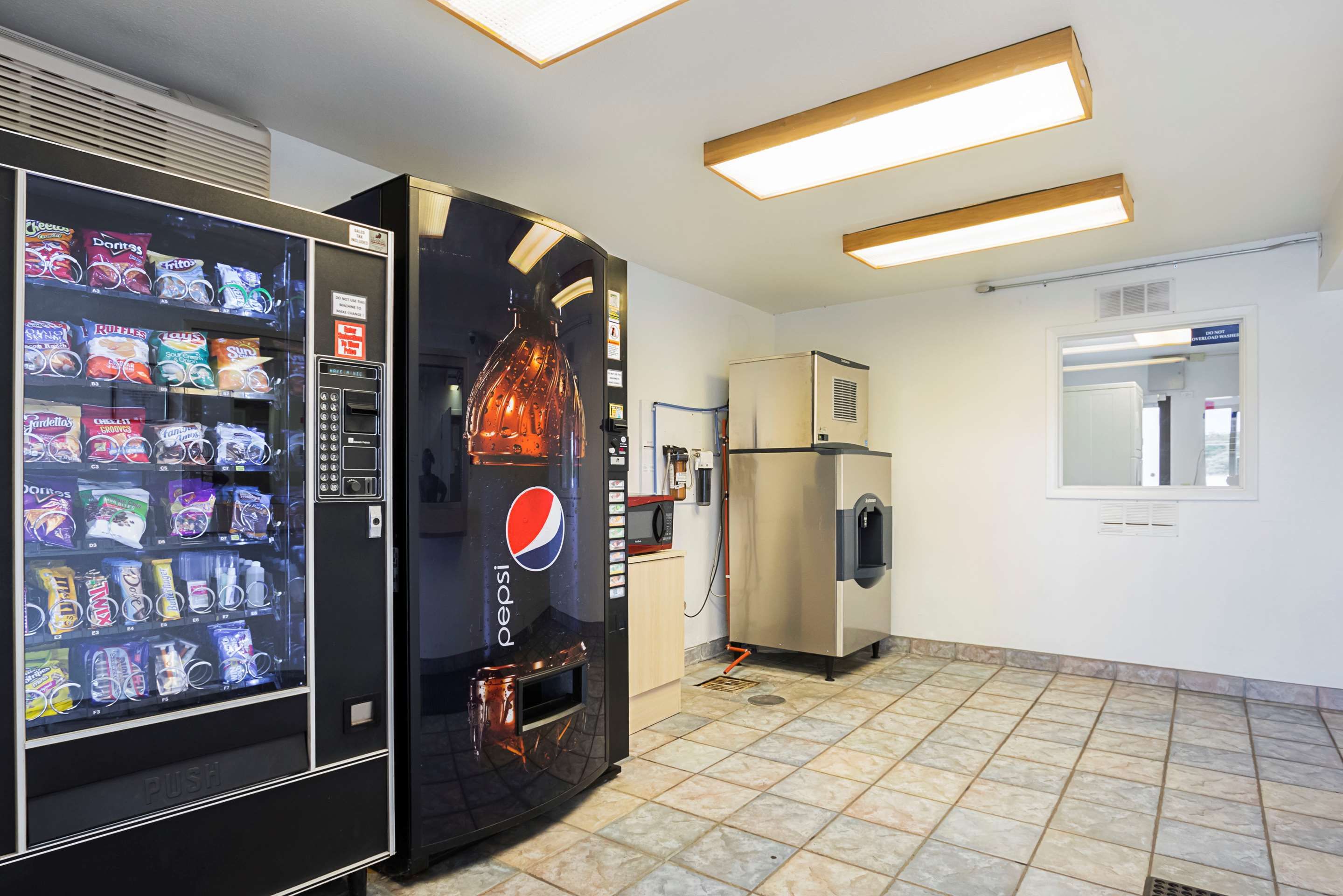 Motel 6 Rochester Mn 61 (̶6̶8̶). Rochester Hotel Deals & Reviews