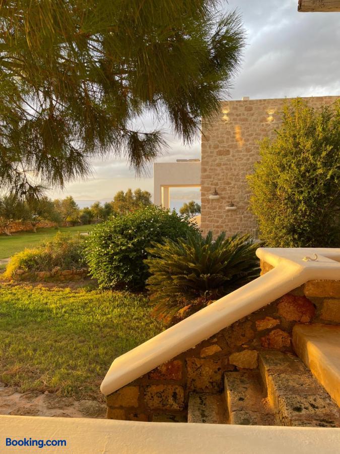 booking-613036-338299057-944420 Capari Suites