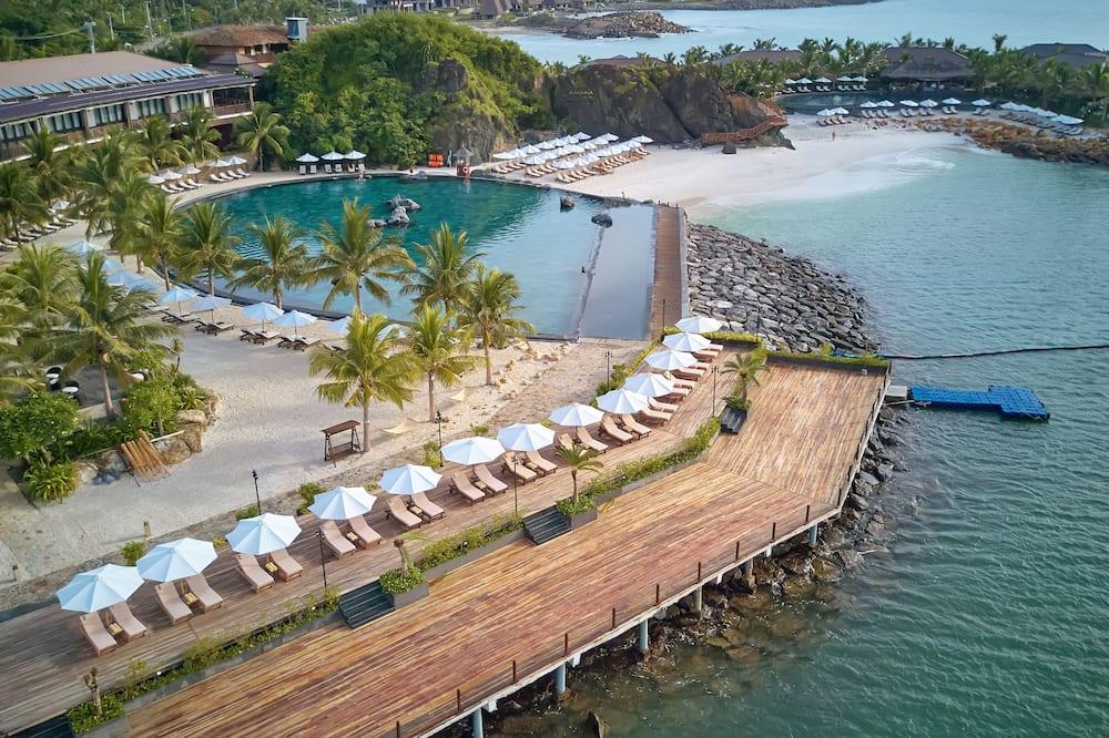 expedia_group-545859-7428589-581372 Amiana Resort Nha Trang