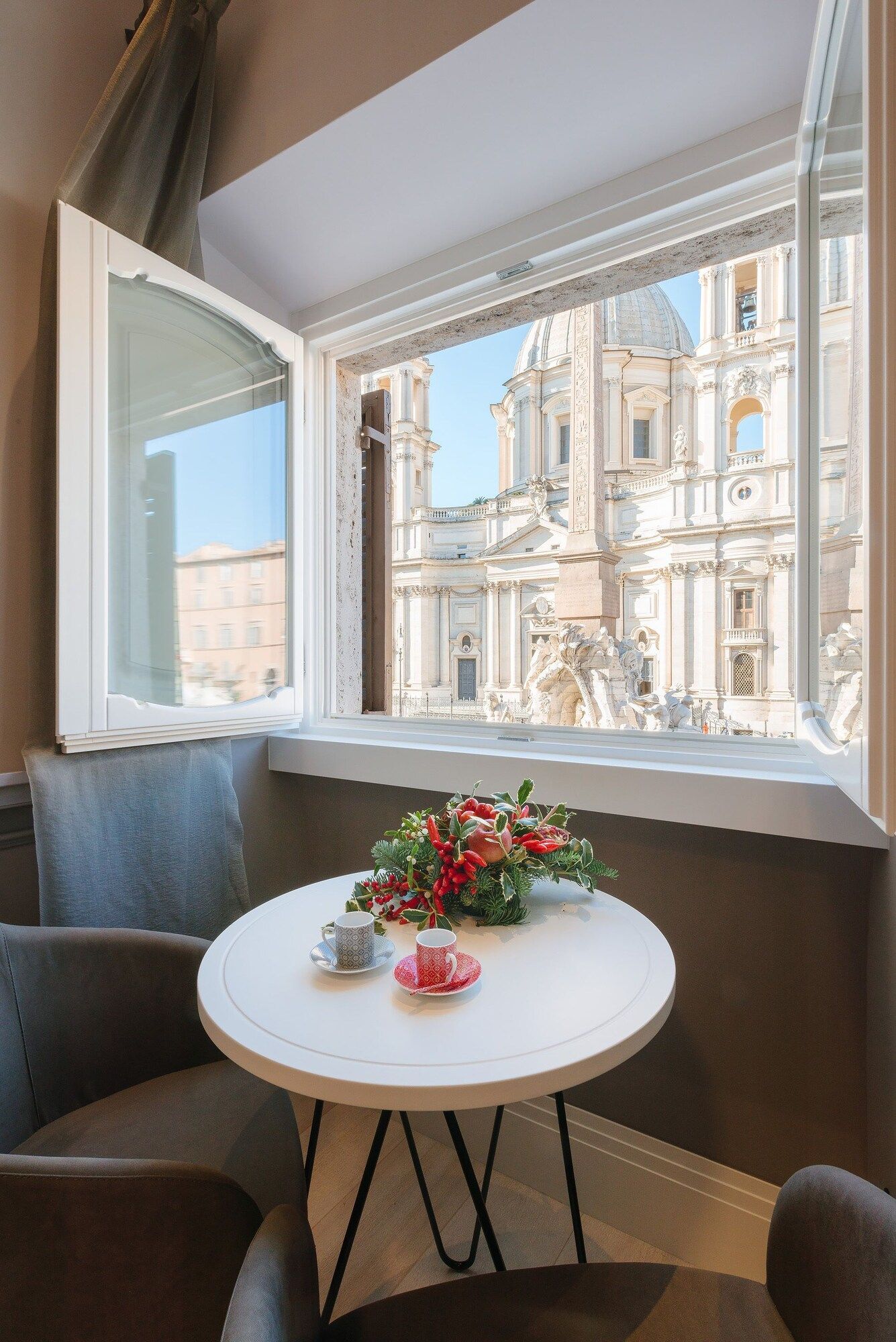 Rhea Silvia Luxury Navona