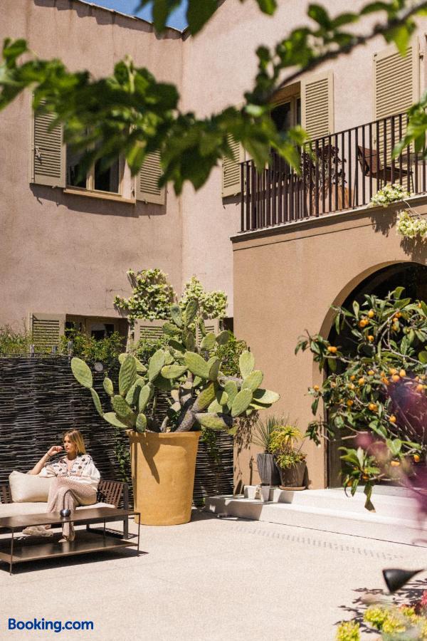 booking-547010-368563296-832781 MUSE Saint-Tropez