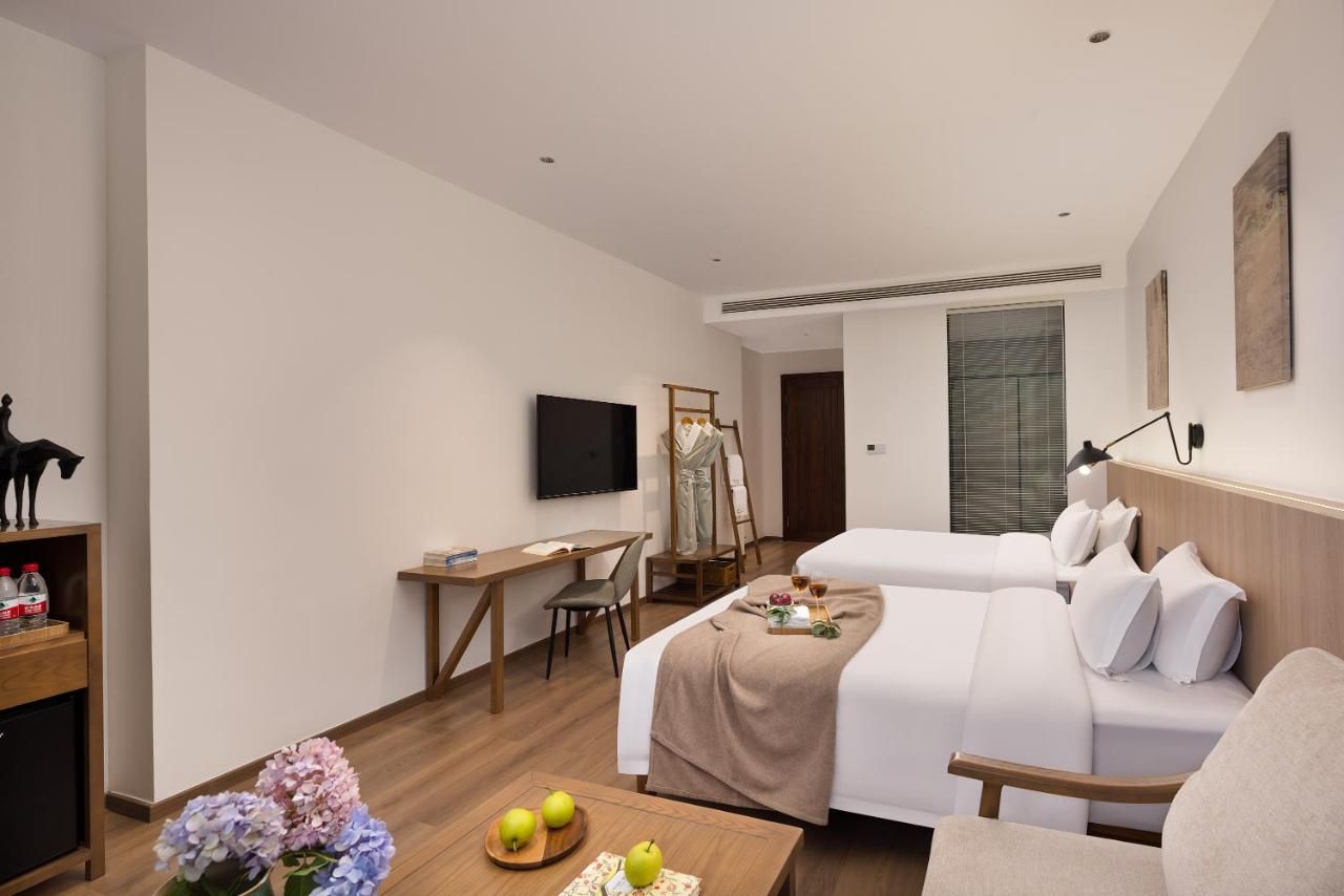 Hilltop House Resort