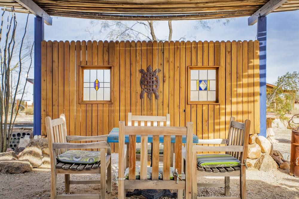 Constellation Compound