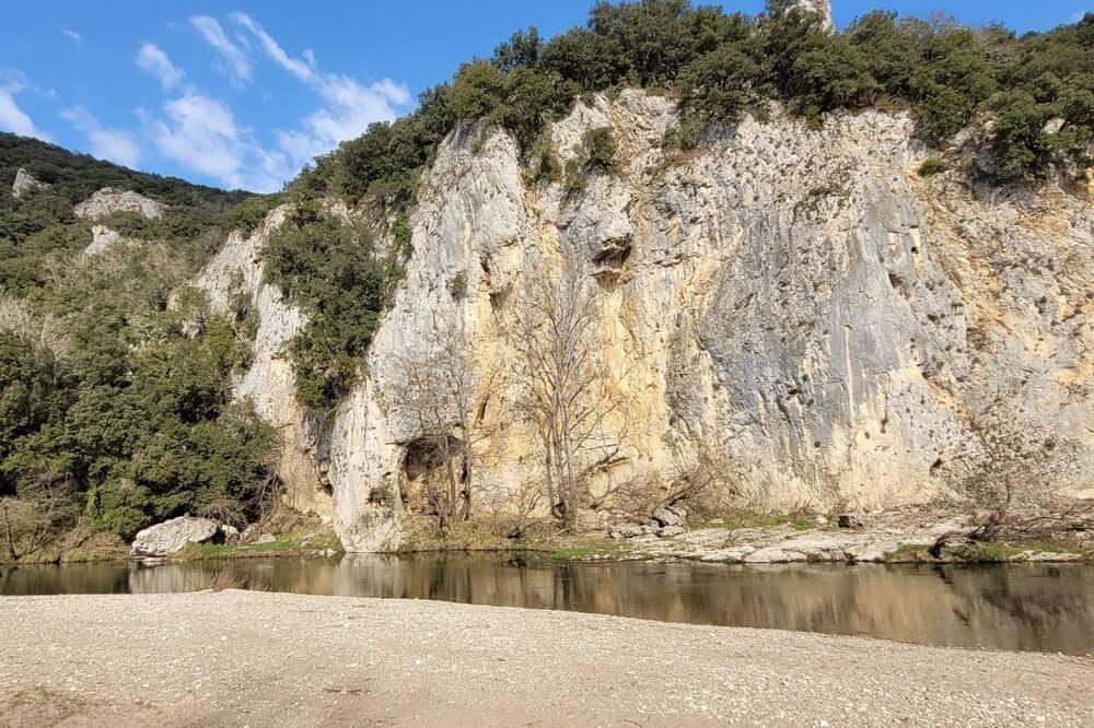 In The Gard Region Of Ceze Cevennes Near The Gorges De L'ardeche - Languedoc-Roussillon - Méjannes-le-Clap visuel 5/5 In The Gard Region Of Ceze Cevennes Near The Gorges De L'ardeche - Languedoc-Roussillon - Méjannes-le-Clap visuel 5/5