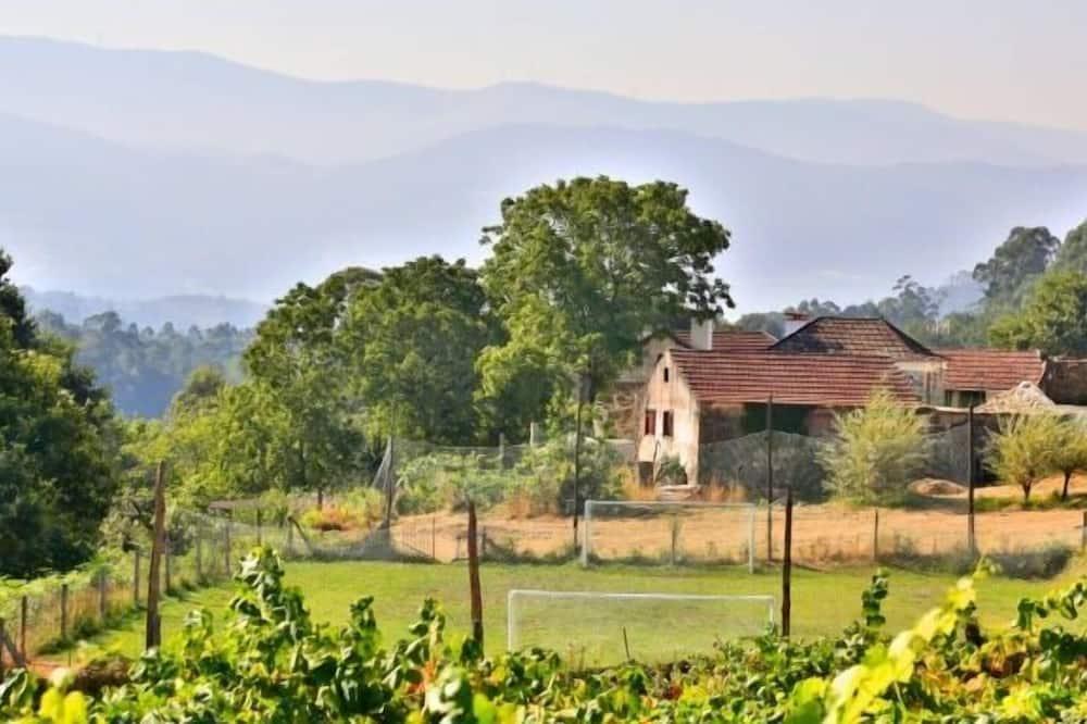 Stone house next to a vineyard for 2 people. Pets welcome. Galicië - A Cañiza visuel 2/10 Stone house next to a vineyard for 2 people. Pets welcome. Galicië - A Cañiza visuel 2/10