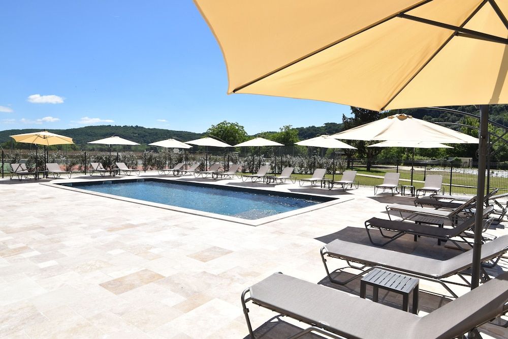 Hotel Le Perigord — image 1 of 1