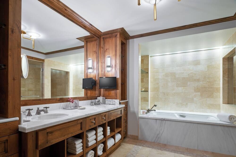Residences at The Little Nell | Aspen, Colorado, United States | Venue ...