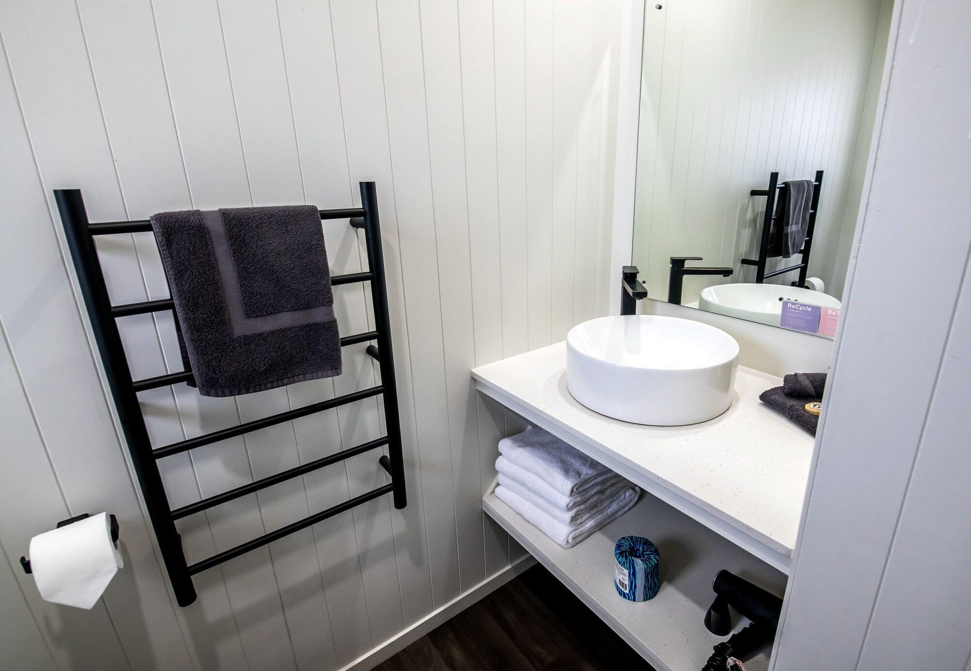 expedia_group-452657-326259-654929 Aura Accommodation