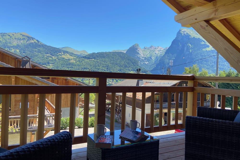 Luxury 5 Ensuite Bedroom Chalet With Hot Tub and Stunning Mountain Views Rhône-Alpes - Samoëns visuel 2/5 Luxury 5 Ensuite Bedroom Chalet With Hot Tub and Stunning Mountain Views Rhône-Alpes - Samoëns visuel 2/5