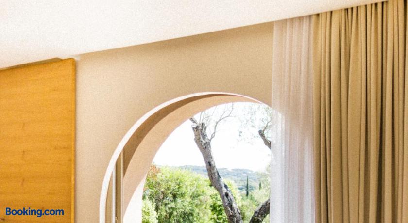 booking-547010-368563264-960247 MUSE Saint-Tropez
