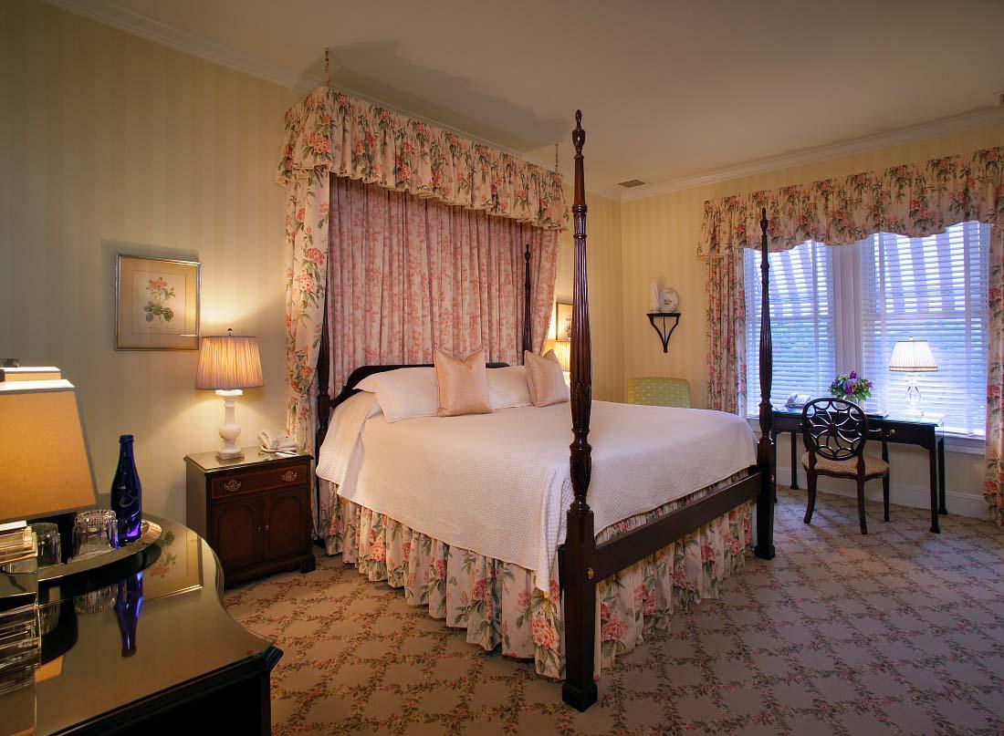 Bernards Inn $230 ($̶2̶6̶4̶). Bernardsville Hotel Deals & Reviews - KAYAK