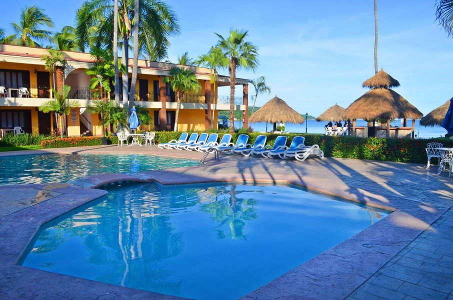 Hotel Estancia San Carlos from $126. Rincon de Guayabitos Hotels - KAYAK