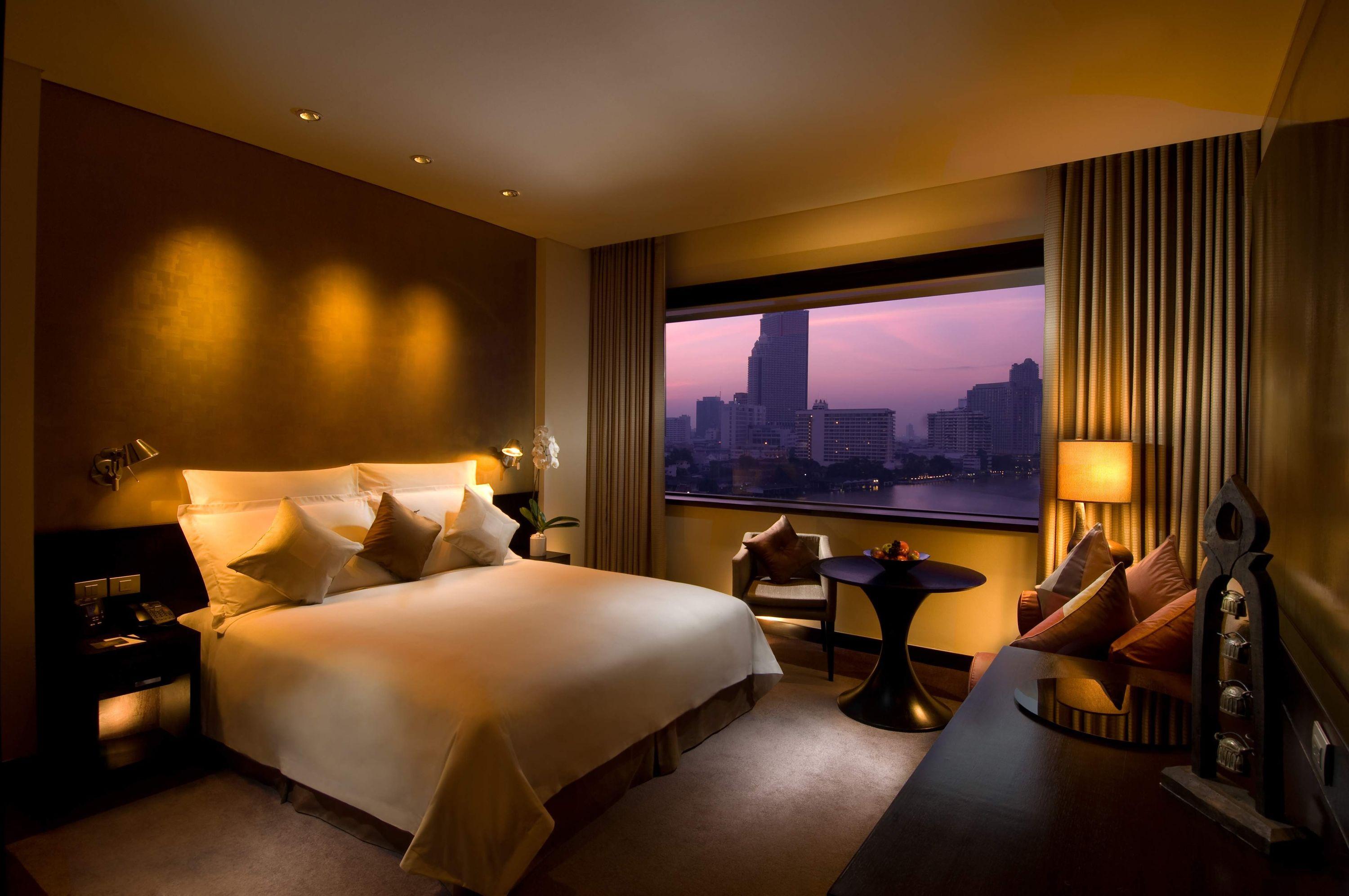 Millennium Hilton Bangkok, Bangkok, Thailand - Compare Deals