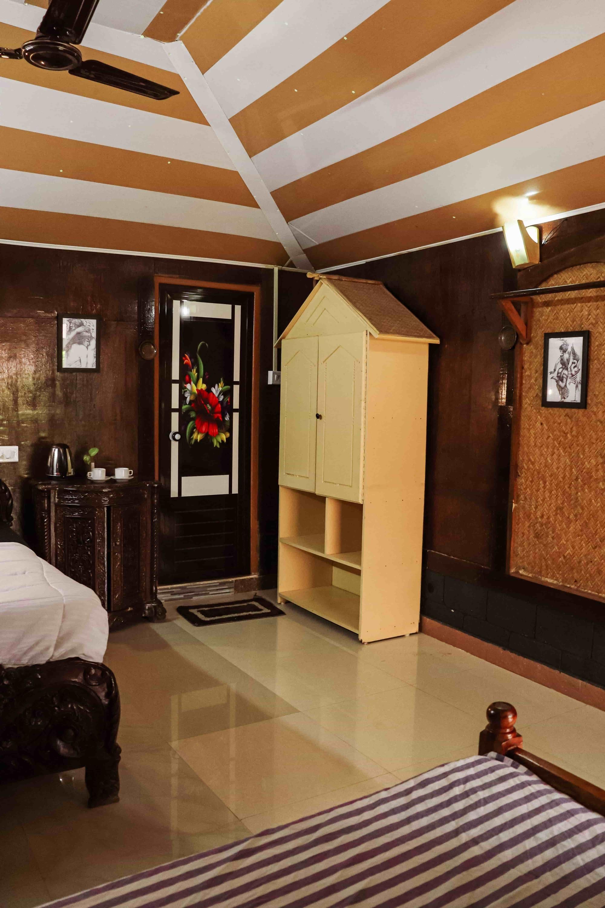 Kerala Bamboo House ₹ 798 (₹̶ ̶2̶,̶7̶5̶4̶). Varkala Hotel Deals