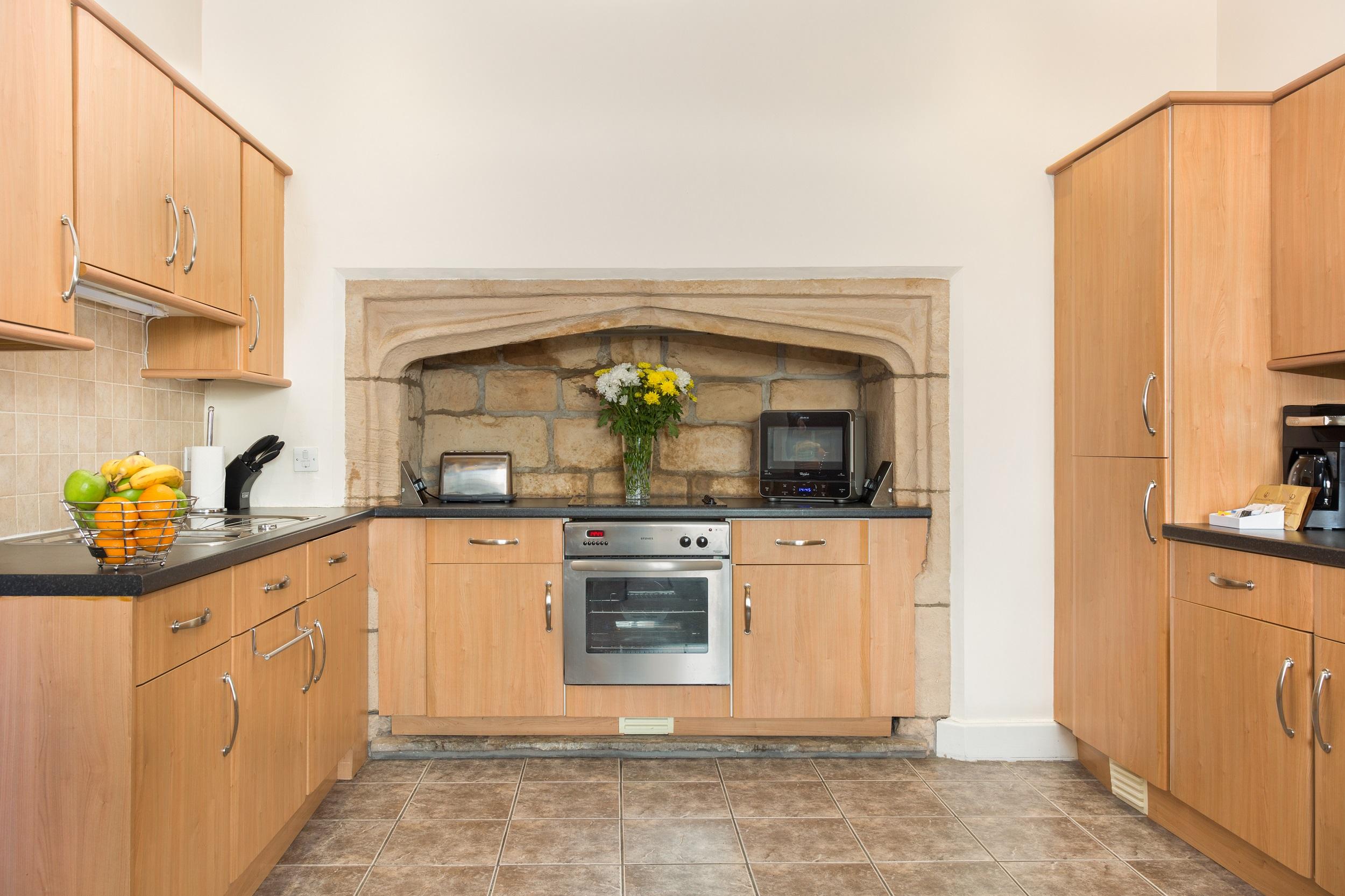 c9c25704-591c653d Thurnham Hall
