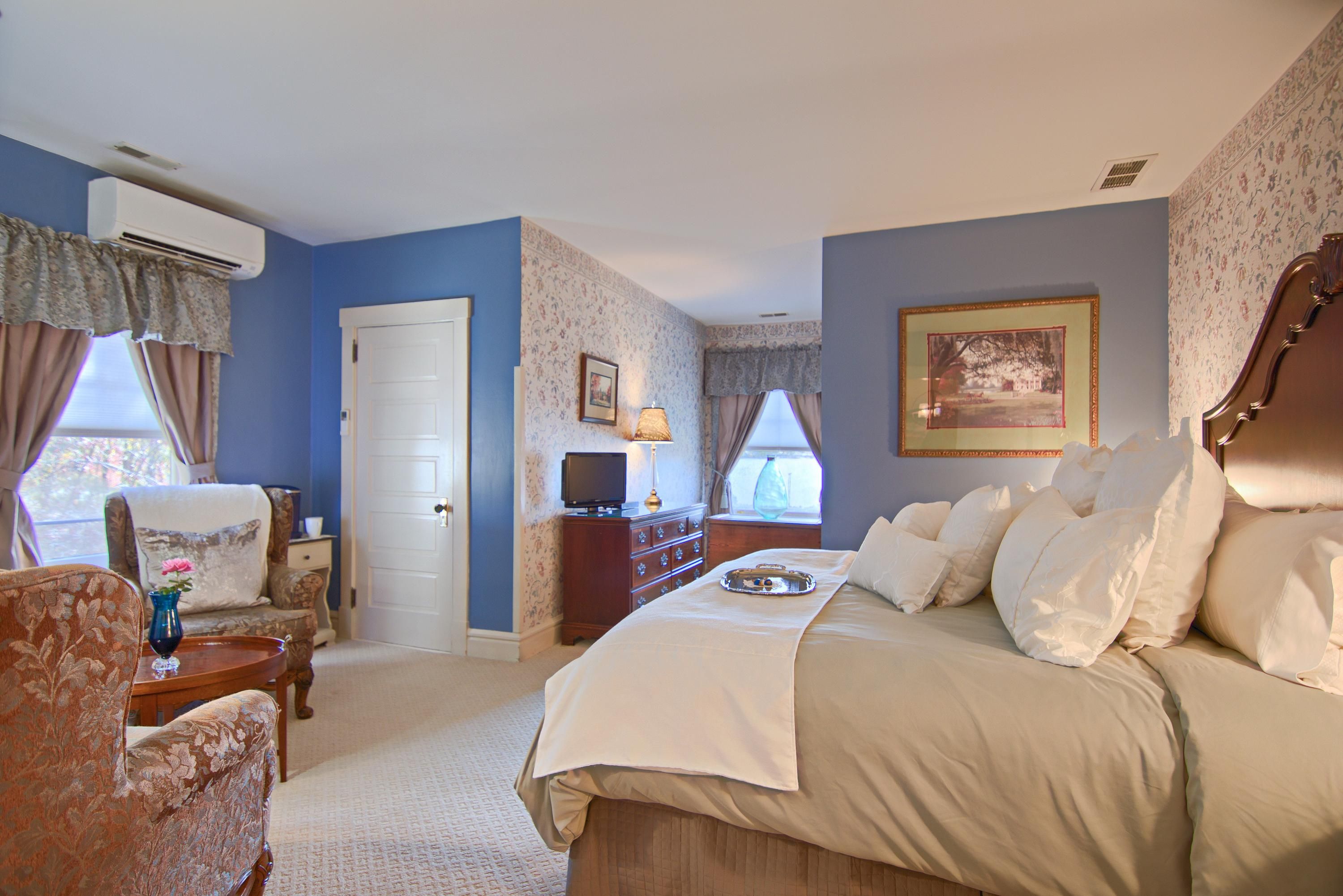 Bed & Breakfasts in Asheville from $28/night - KAYAK