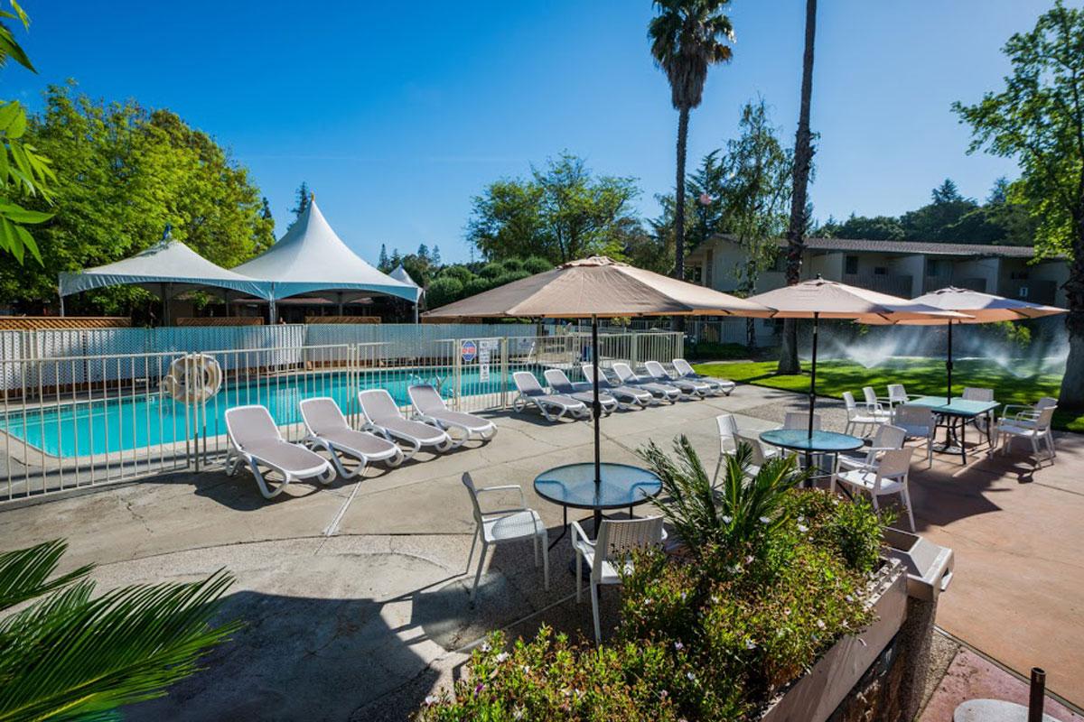 Los Gatos Lodge $101 ($̶1̶1̶9̶). Los Gatos Hotel Deals & Reviews - KAYAK