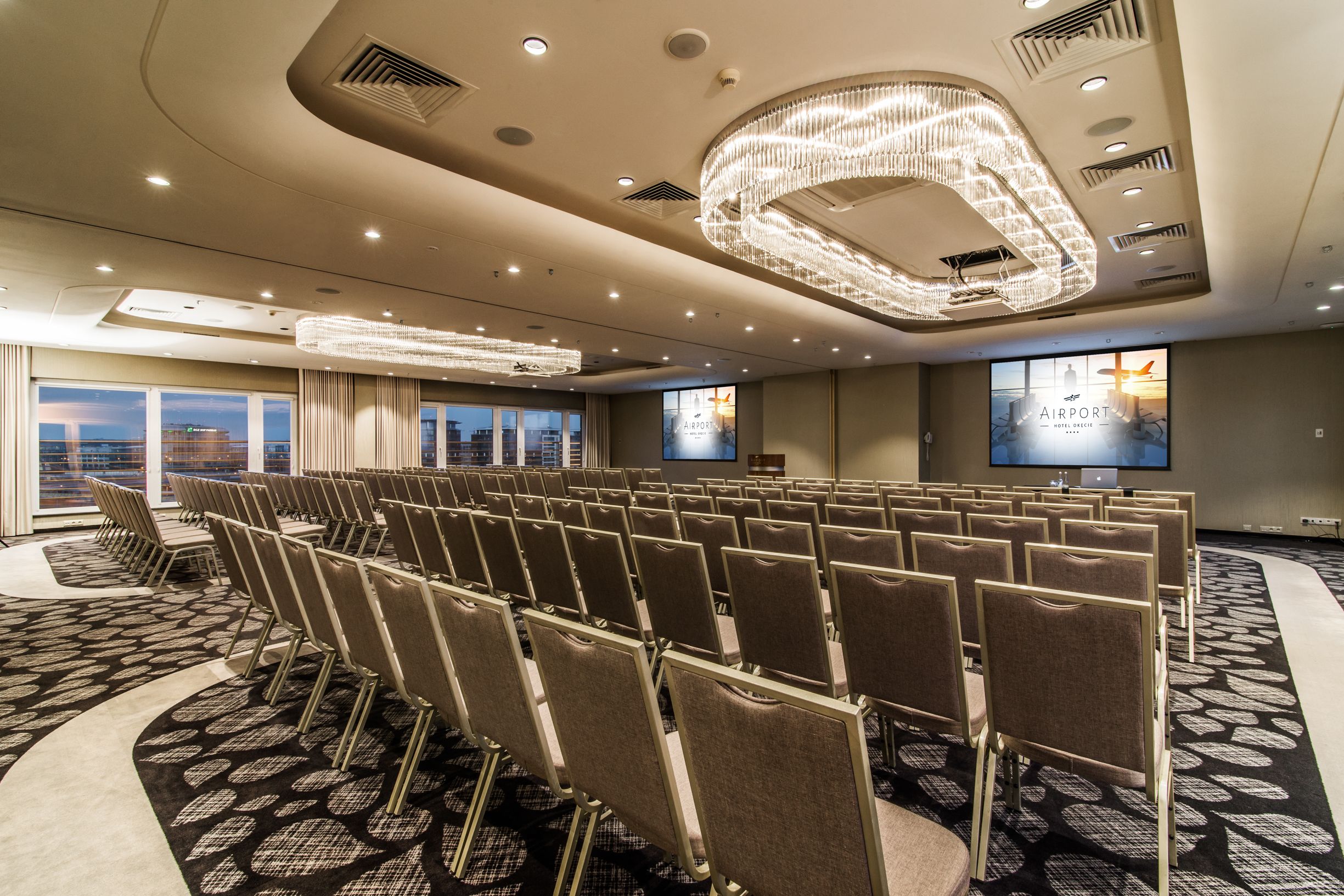 Airport Hotel Okęcie