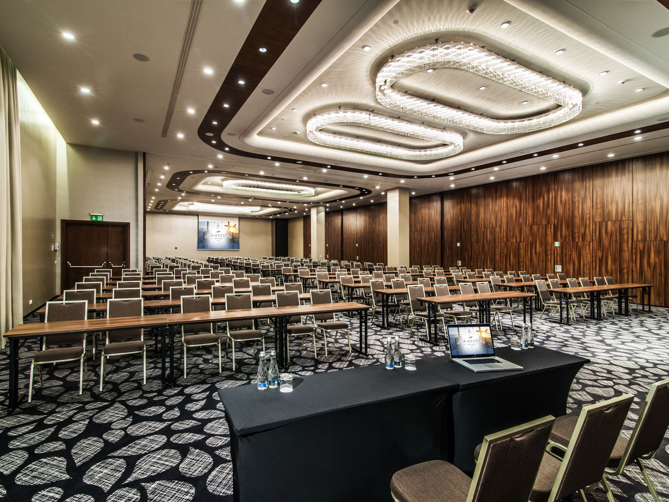 Airport Hotel Okęcie