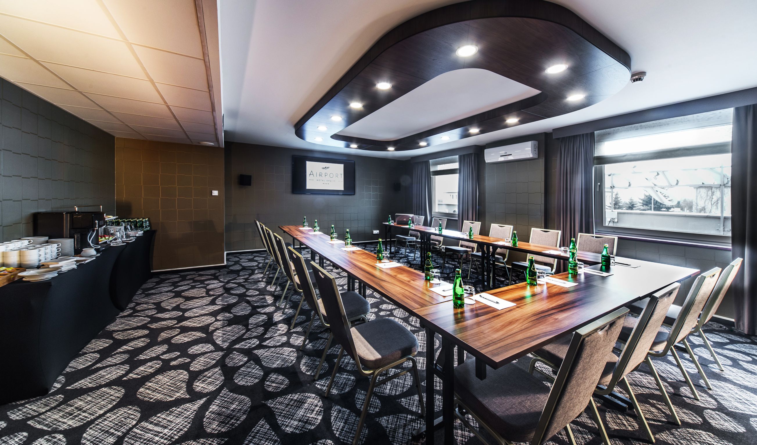 Airport Hotel Okęcie