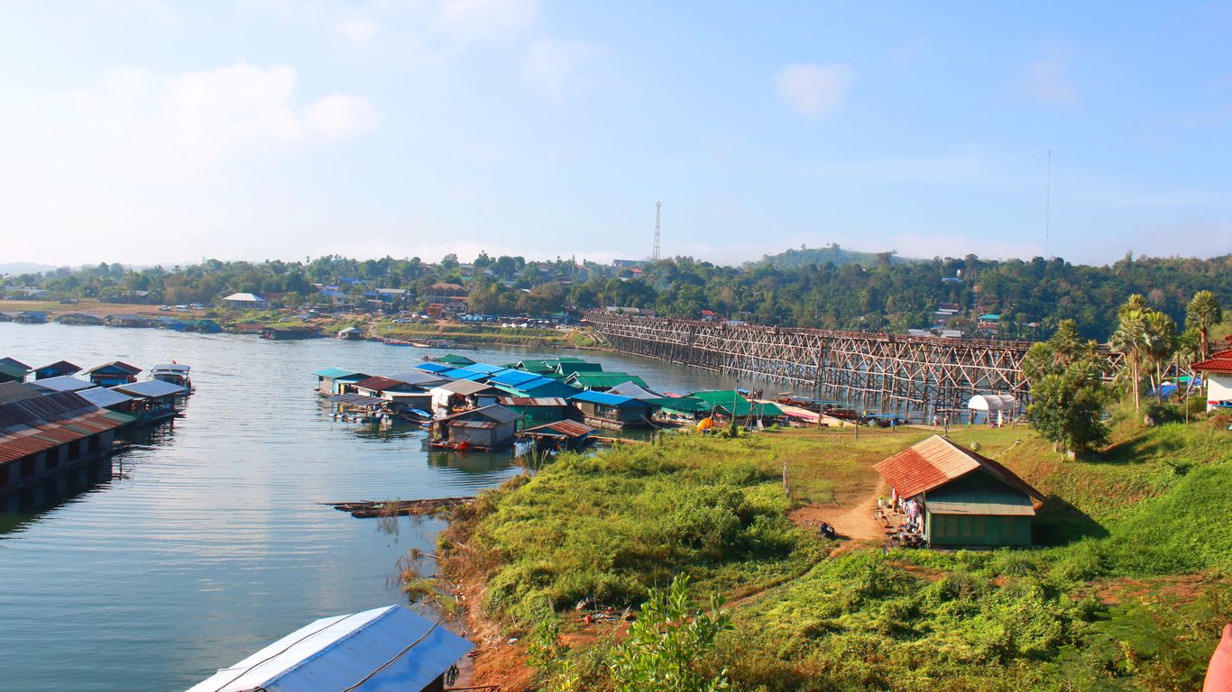 Hotels in Sangkhla Buri