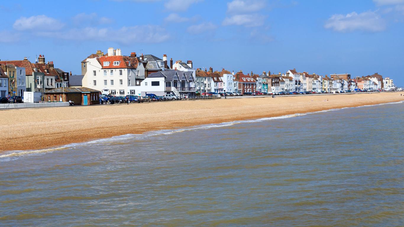 Holidays in Deal