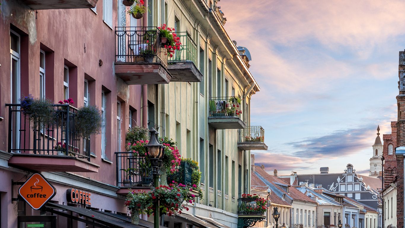 Flights to Kaunas