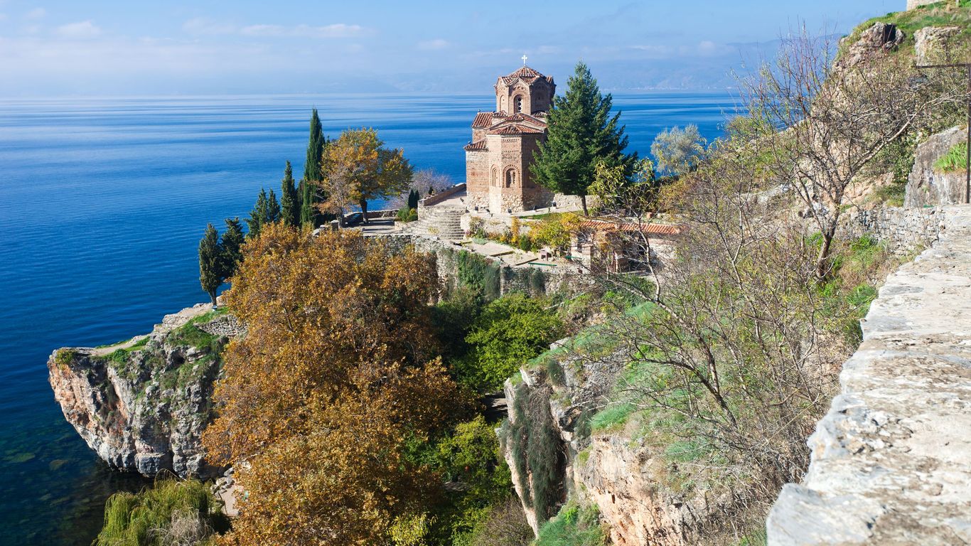 Flights to Kuzey Makedonya