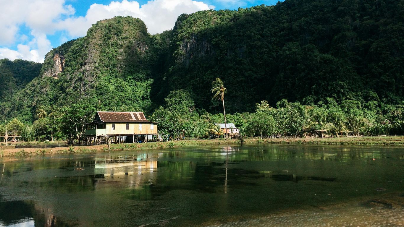 Flights to South Sulawesi