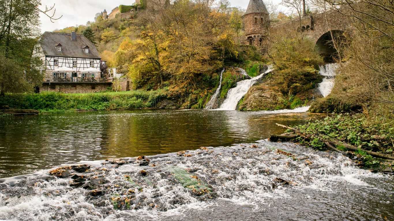 Hotels in Pillig