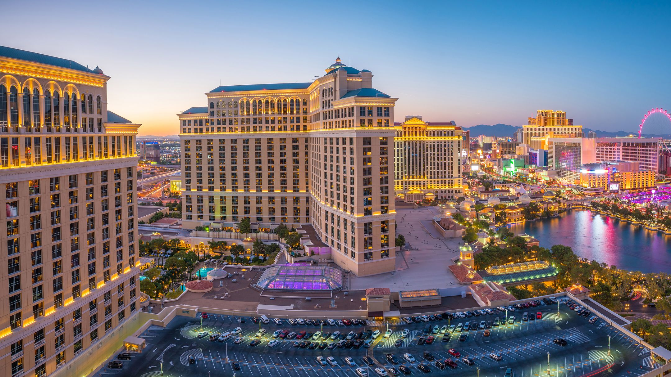 First Class Flights from Denver (DEN) to Las Vegas (LAS) from $513 | KAYAK
