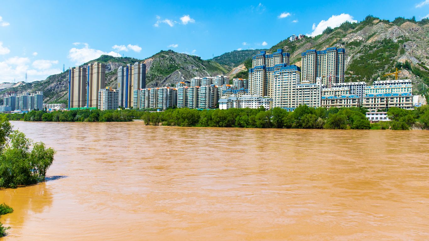Flights to Gansu