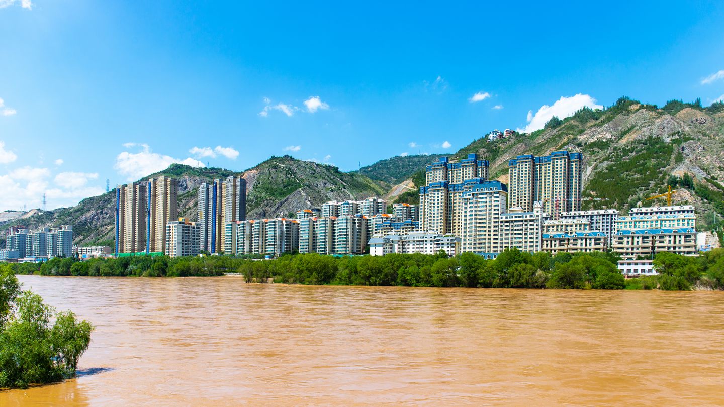 หลานโจว Lanzhou Arpt (LHW) - สถานะเที่ยวบิน แผนที่ และอีกมากมาย | KAYAK