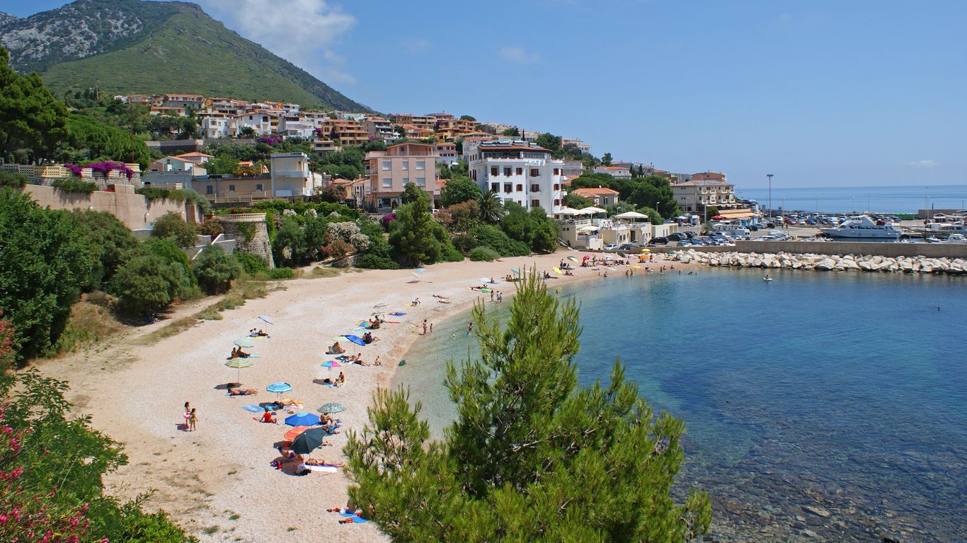 Hotels in Cala Gonone